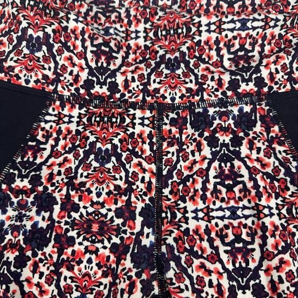 Athleta Salutation Chatarunga Colorblock Cropped Capri Legging Size M - Picture 7 of 9